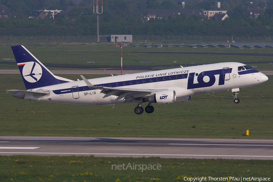 LOT Polish Airlines Embraer ERJ-175LR (ERJ-170-200LR) (SP-LID) | Photo 64620