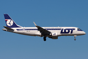 LOT Polish Airlines Embraer ERJ-175LR (ERJ-170-200LR) (SP-LIF) at  Stockholm - Arlanda, Sweden