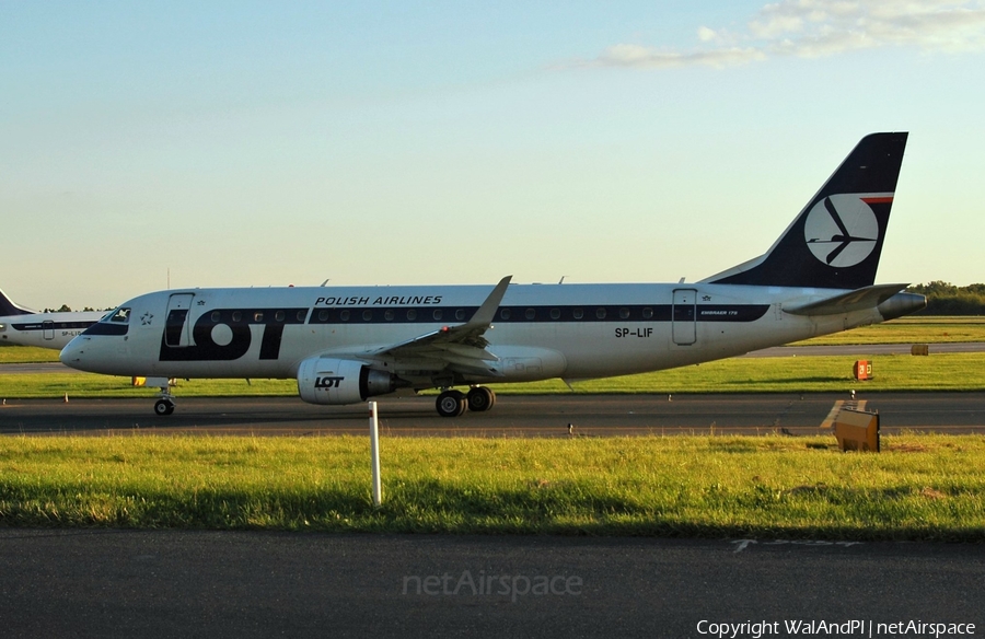 LOT Polish Airlines Embraer ERJ-175LR (ERJ-170-200LR) (SP-LIF) | Photo 442570