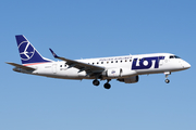 LOT Polish Airlines Embraer ERJ-175LR (ERJ-170-200LR) (SP-LII) at  Warsaw - Frederic Chopin International, Poland