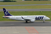 LOT Polish Airlines Embraer ERJ-175LR (ERJ-170-200LR) (SP-LIL) at  Warsaw - Frederic Chopin International, Poland