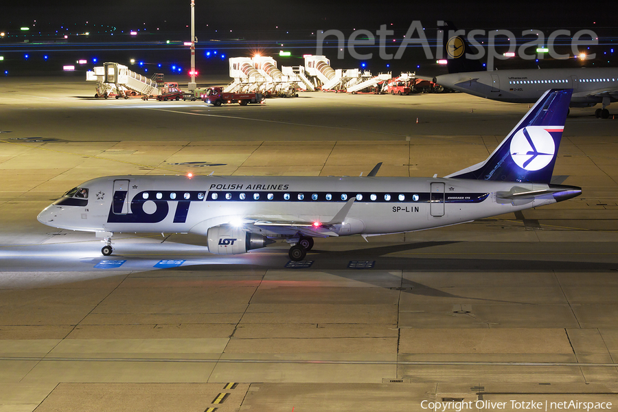 LOT Polish Airlines Embraer ERJ-175LR (ERJ-170-200LR) (SP-LIN) | Photo 88830