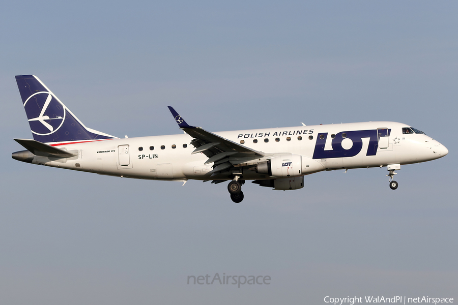 LOT Polish Airlines Embraer ERJ-175LR (ERJ-170-200LR) (SP-LIN) | Photo 537161