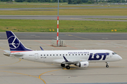 LOT Polish Airlines Embraer ERJ-175LR (ERJ-170-200LR) (SP-LIN) at  Warsaw - Frederic Chopin International, Poland