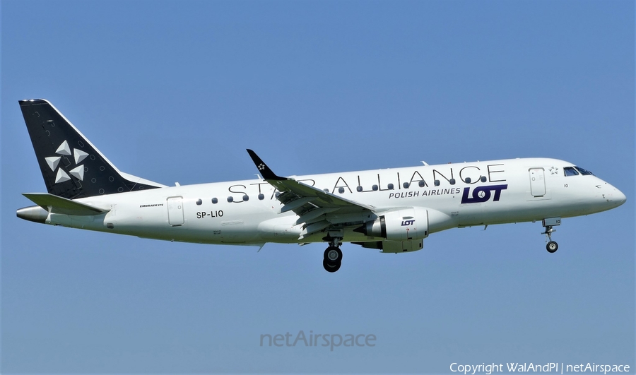 LOT Polish Airlines Embraer ERJ-175LR (ERJ-170-200LR) (SP-LIO) | Photo 449665