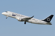 LOT Polish Airlines Embraer ERJ-175LR (ERJ-170-200LR) (SP-LIO) at  Warsaw - Frederic Chopin International, Poland