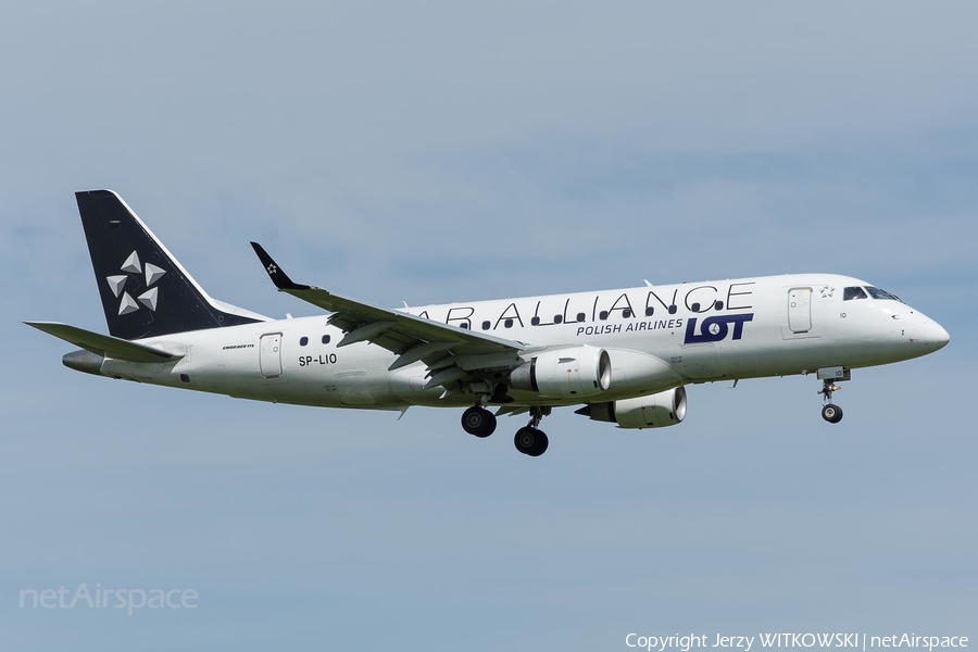 LOT Polish Airlines Embraer ERJ-175LR (ERJ-170-200LR) (SP-LIO) | Photo 675196