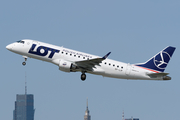 LOT Polish Airlines Embraer ERJ-175STD (ERJ-170-200STD) (SP-LIP) at  Warsaw - Frederic Chopin International, Poland