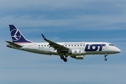LOT Polish Airlines Embraer ERJ-175STD (ERJ-170-200STD) (SP-LIP) at  Warsaw - Frederic Chopin International, Poland