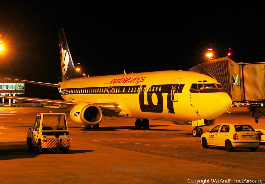 LOT Polish Airlines (Centralwings) Boeing 737-45D (SP-LLD) | Photo 442528