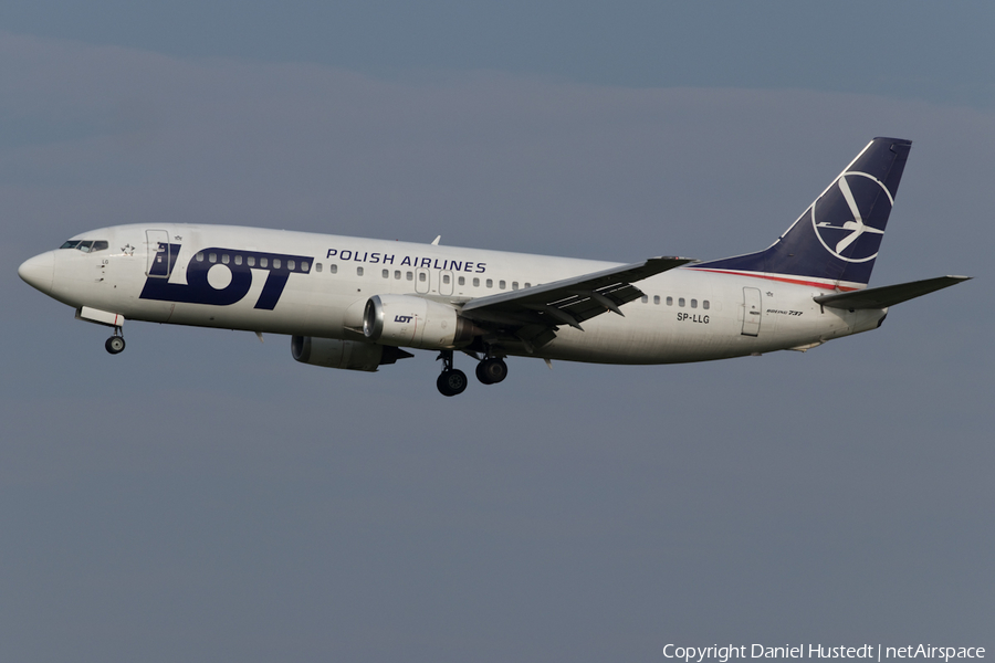 LOT Polish Airlines Boeing 737-45D (SP-LLG) | Photo 426434