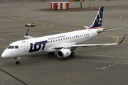 LOT Polish Airlines Embraer ERJ-190STD (ERJ-190-100STD) (SP-LMA) at  Moscow - Sheremetyevo, Russia