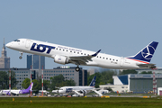 LOT Polish Airlines Embraer ERJ-190STD (ERJ-190-100STD) (SP-LMA) at  Warsaw - Frederic Chopin International, Poland