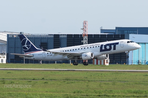 LOT Polish Airlines Embraer ERJ-190STD (ERJ-190-100STD) (SP-LMA) at  Warsaw - Frederic Chopin International, Poland