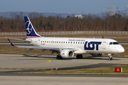 LOT Polish Airlines Embraer ERJ-190STD (ERJ-190-100STD) (SP-LMC) at  Frankfurt am Main, Germany