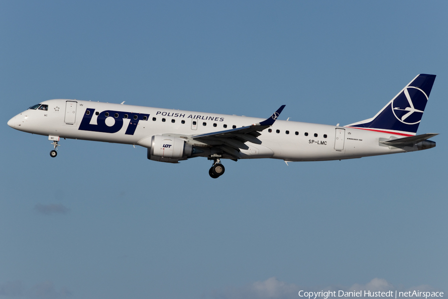 LOT Polish Airlines Embraer ERJ-190STD (ERJ-190-100STD) (SP-LMC) | Photo 414785