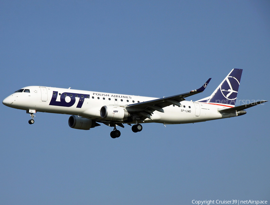 LOT Polish Airlines Embraer ERJ-190STD (ERJ-190-100STD) (SP-LMD) | Photo 413241