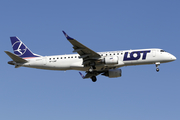 LOT Polish Airlines Embraer ERJ-190AR (ERJ-190-100IGW) (SP-LMF) at  Warsaw - Frederic Chopin International, Poland