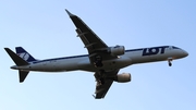 LOT Polish Airlines Embraer ERJ-195LR (ERJ-190-200LR) (SP-LNA) at  Frankfurt am Main, Germany