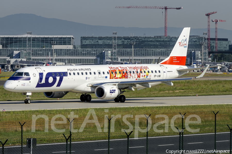 LOT Polish Airlines Embraer ERJ-195LR (ERJ-190-200LR) (SP-LNB) | Photo 13109