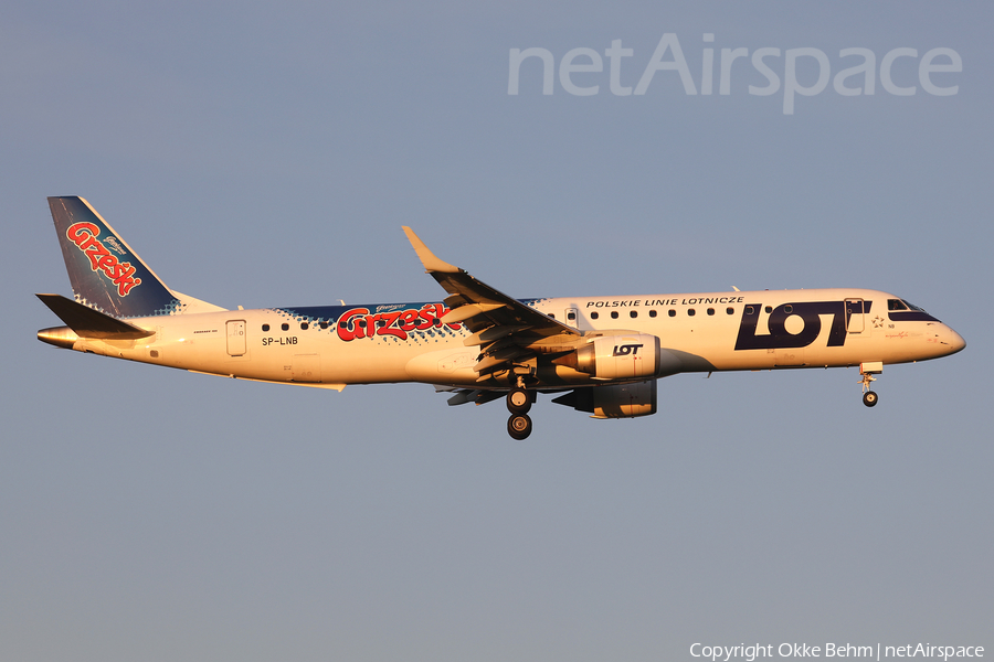 LOT Polish Airlines Embraer ERJ-195LR (ERJ-190-200LR) (SP-LNB) | Photo 353631