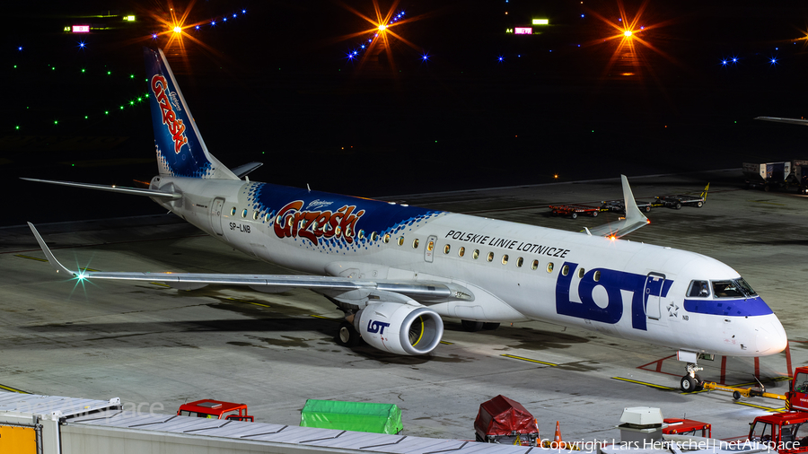 LOT Polish Airlines Embraer ERJ-195LR (ERJ-190-200LR) (SP-LNB) | Photo 476367