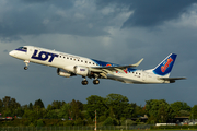 LOT Polish Airlines Embraer ERJ-195LR (ERJ-190-200LR) (SP-LNB) at  Hamburg - Fuhlsbuettel (Helmut Schmidt), Germany