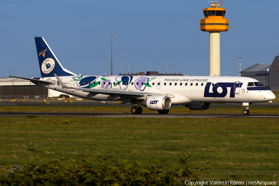 LOT Polish Airlines Embraer ERJ-195LR (ERJ-190-200LR) (SP-LNC) | Photo 521217