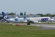 LOT Polish Airlines Embraer ERJ-195LR (ERJ-190-200LR) (SP-LNC) at  Warsaw - Frederic Chopin International, Poland