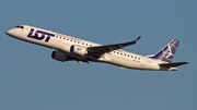 LOT Polish Airlines Embraer ERJ-195LR (ERJ-190-200LR) (SP-LND) at  Dusseldorf - International, Germany