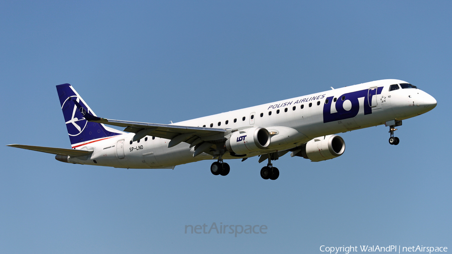 LOT Polish Airlines Embraer ERJ-195LR (ERJ-190-200LR) (SP-LND) | Photo 454475