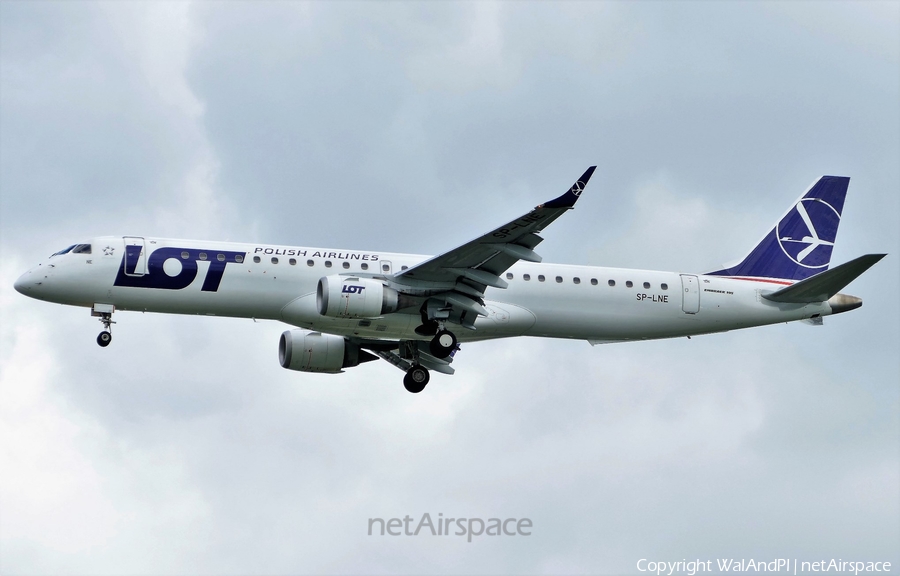 LOT Polish Airlines Embraer ERJ-195LR (ERJ-190-200LR) (SP-LNE) | Photo 450857