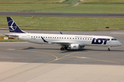 LOT Polish Airlines Embraer ERJ-195LR (ERJ-190-200LR) (SP-LNF) at  Vienna - Schwechat, Austria