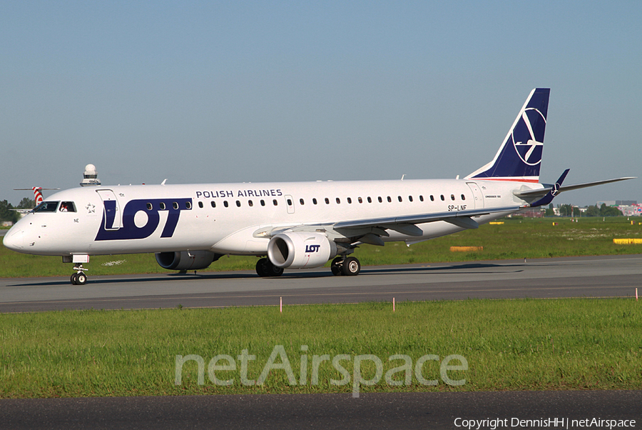 LOT Polish Airlines Embraer ERJ-195LR (ERJ-190-200LR) (SP-LNF) | Photo 373903