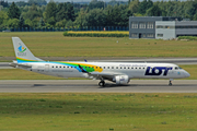 LOT Polish Airlines Embraer ERJ-195LR (ERJ-190-200LR) (SP-LNF) at  Warsaw - Frederic Chopin International, Poland