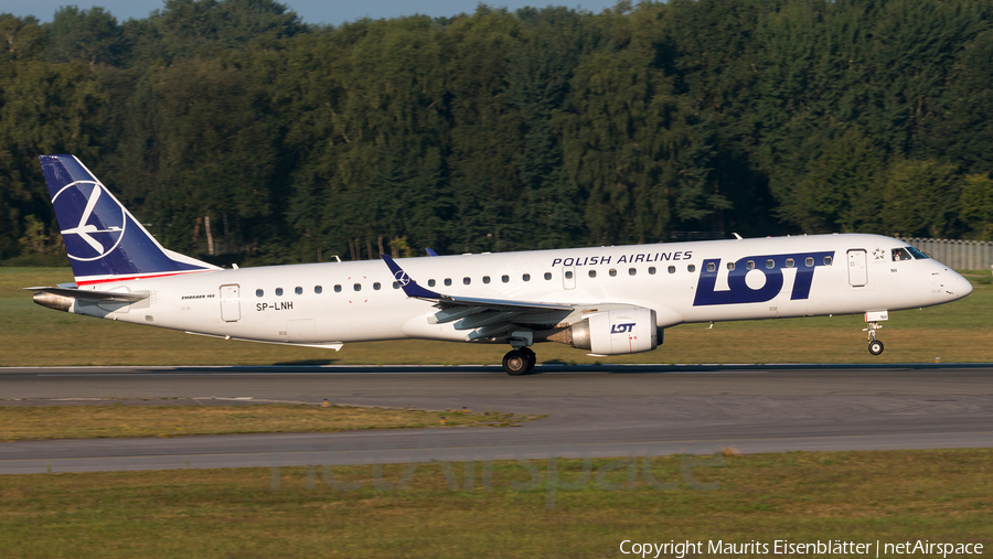 LOT Polish Airlines Embraer ERJ-195LR (ERJ-190-200LR) (SP-LNH) | Photo 254739