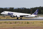LOT Polish Airlines Embraer ERJ-195LR (ERJ-190-200LR) (SP-LNK) at  Frankfurt am Main, Germany