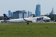 LOT Polish Airlines Embraer ERJ-195AR (ERJ-190-200 IGW) (SP-LNL) at  Warsaw - Frederic Chopin International, Poland