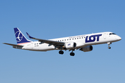 LOT Polish Airlines Embraer ERJ-195LR (ERJ-190-200LR) (SP-LNM) at  Warsaw - Frederic Chopin International, Poland