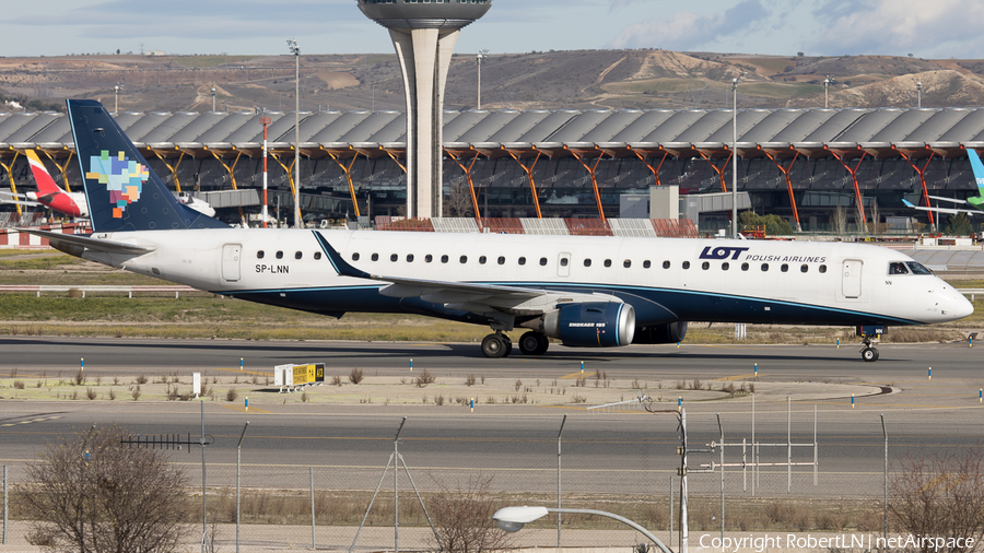 LOT Polish Airlines Embraer ERJ-195AR (ERJ-190-200 IGW) (SP-LNN) | Photo 593319