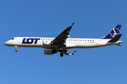 LOT Polish Airlines Embraer ERJ-195LR (ERJ-190-200LR) (SP-LNO) at  Warsaw - Frederic Chopin International, Poland