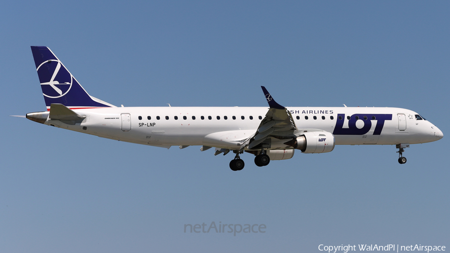 LOT Polish Airlines Embraer ERJ-195LR (ERJ-190-200LR) (SP-LNP) | Photo 454531