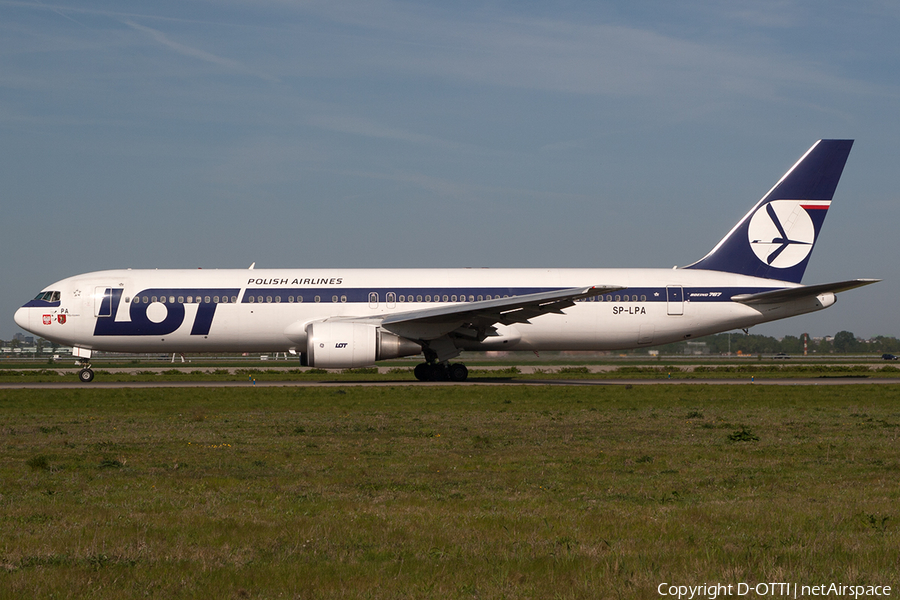 LOT Polish Airlines Boeing 767-35D(ER) (SP-LPA) | Photo 199604