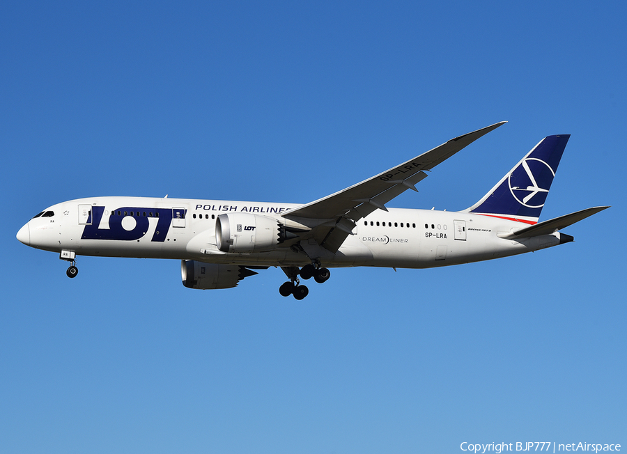 LOT Polish Airlines Boeing 787-8 Dreamliner (SP-LRA) | Photo 284803