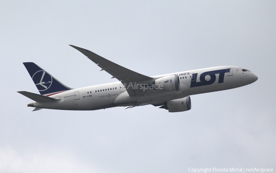 LOT Polish Airlines Boeing 787-8 Dreamliner (SP-LRA) | Photo 407911
