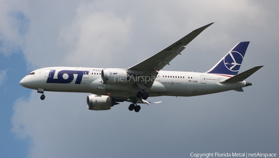 LOT Polish Airlines Boeing 787-8 Dreamliner (SP-LRA) | Photo 407913