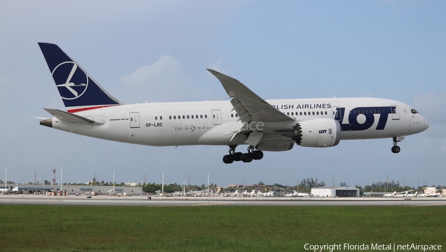 LOT Polish Airlines Boeing 787-8 Dreamliner (SP-LRC) | Photo 407914