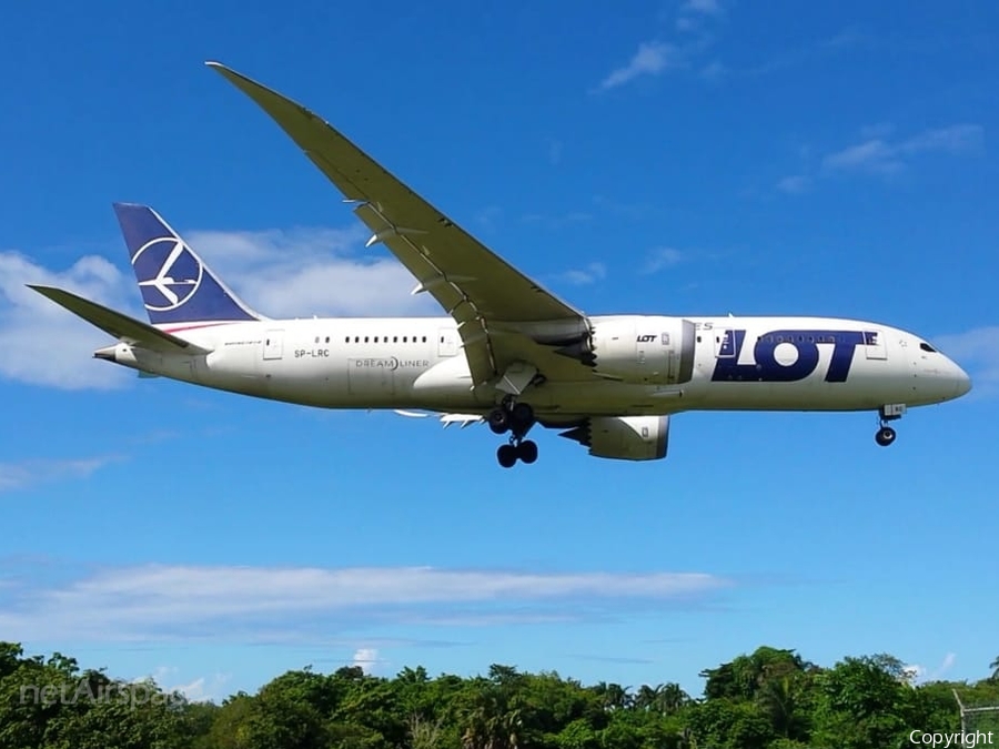 LOT Polish Airlines Boeing 787-8 Dreamliner (SP-LRC) | Photo 282250