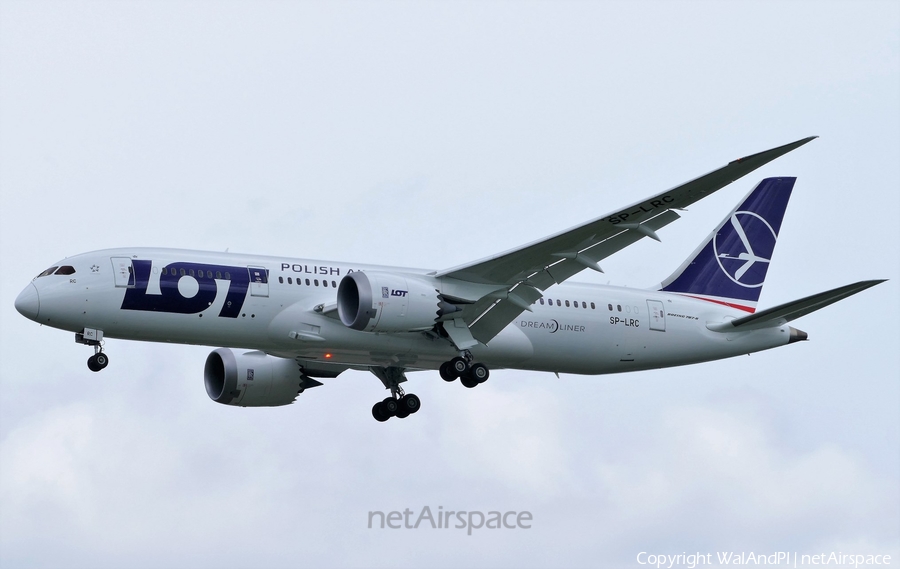 LOT Polish Airlines Boeing 787-8 Dreamliner (SP-LRC) | Photo 449669