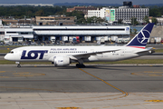 LOT Polish Airlines Boeing 787-8 Dreamliner (SP-LRD) at  New York - John F. Kennedy International, United States